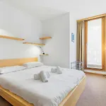 Hostdomus - Sansicario Wild View R21 * Colombiere