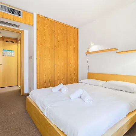 Apartment Hostdomus - Sansicario Wild View R21 Colombiere